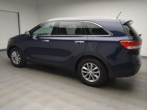 Used 2017 Kia Sorento AWD image 3