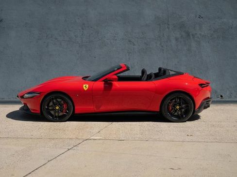 Certified 2025 Ferrari Roma Spider image 4