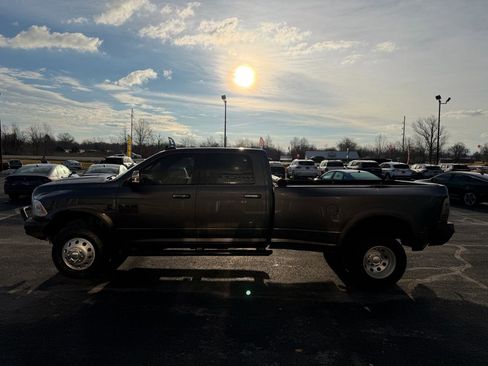 Used 2016 RAM 3500 Laramie image 8