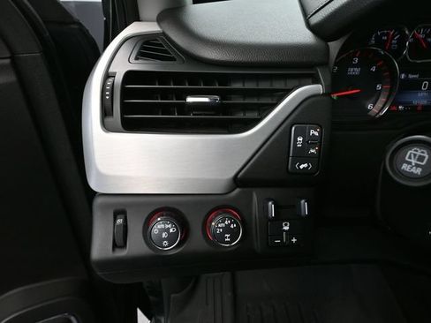 Used 2016 GMC Yukon SLT w/ Premium Edition AWD/4WD image 39
