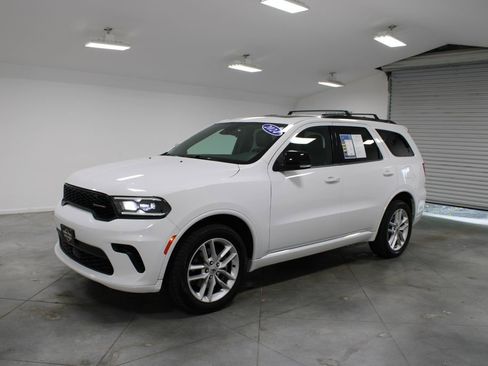 Used 2024 Dodge Durango GT AWD/4WD image 4