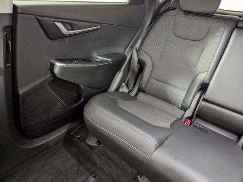 Used 2024 Kia EV6 Light RWD image 12