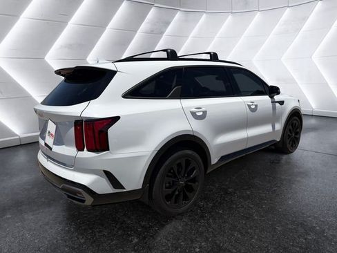 Used 2023 Kia Sorento SX FWD image 4