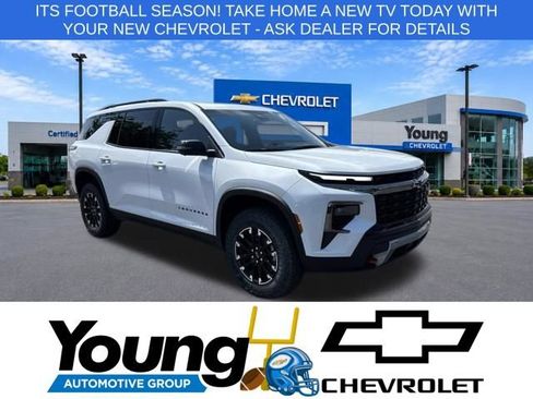 New 2026 Chevrolet Traverse Z71 w/ Driver Confidence Package AWD/4WD image 1