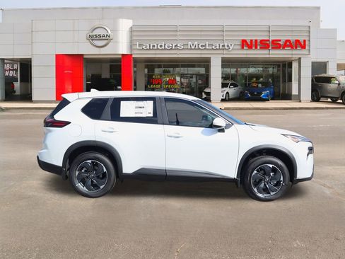 New 2026 Nissan Rogue SV image 2