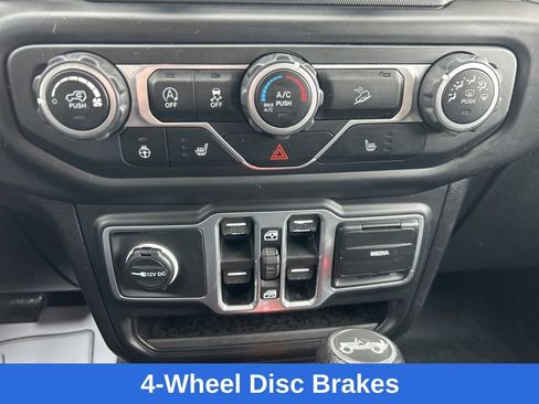 Used 2018 Jeep Wrangler Unlimited Sport S AWD/4WD image 17