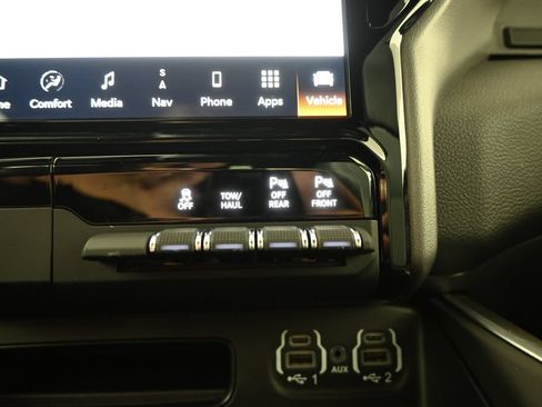 Used 2023 RAM 1500 Big Horn AWD/4WD image 29