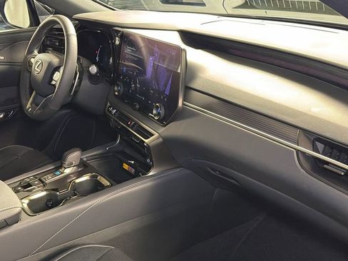 Certified 2024 Lexus RX 500h F Sport image 10