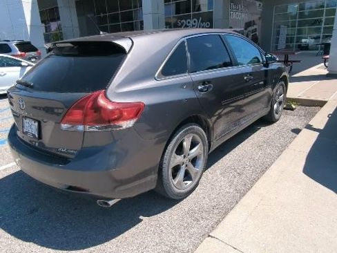 Used 2015 Toyota Venza XLE w/ XLE Premium Package AWD/4WD image 10