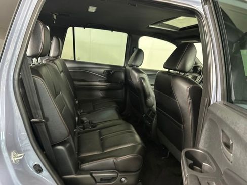 Used 2022 Honda Pilot TrailSport image 28