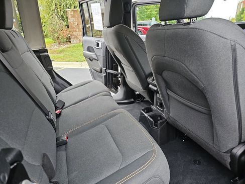 Certified 2024 Jeep Wrangler Sahara image 11