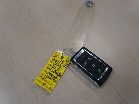 Used 2023 Jeep Grand Cherokee Altitude image 34