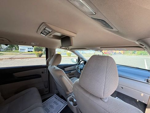 Used 2016 Honda Odyssey SE image 28