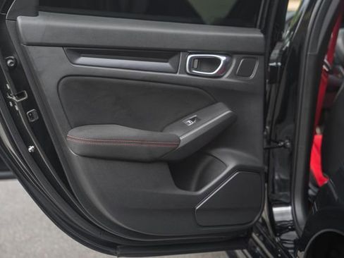Used 2025 Honda Civic Type R image 35