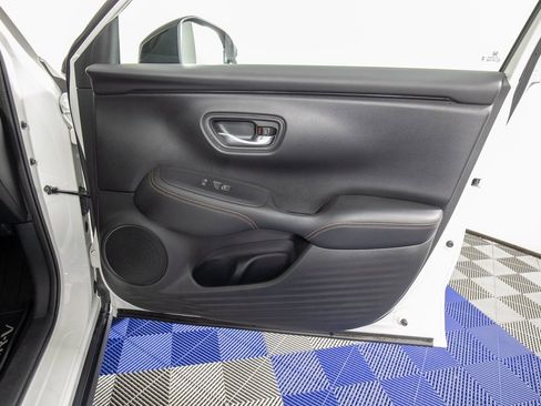 Used 2024 Honda HR-V Sport image 14