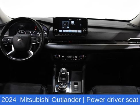Used 2024 Mitsubishi Outlander SE AWD/4WD image 8
