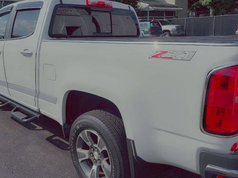 Used 2015 Chevrolet Colorado Z71 image 15