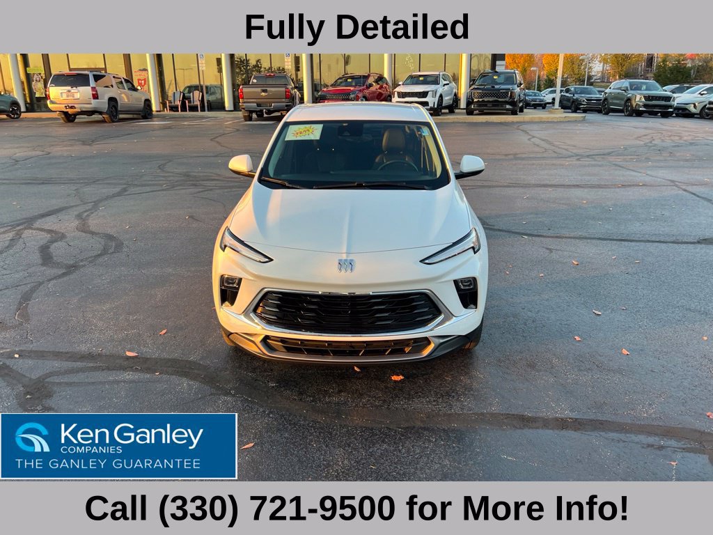Used 2024 Buick Encore GX Preferred w/ Comfort Package AWD/4WD image 4