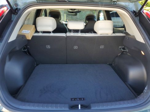 New 2025 Kia Niro EX image 8