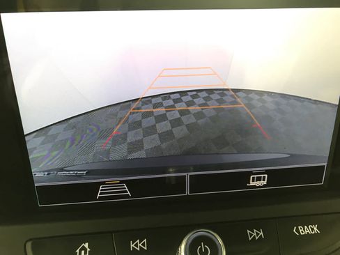 Used 2022 Chevrolet Blazer LT image 18