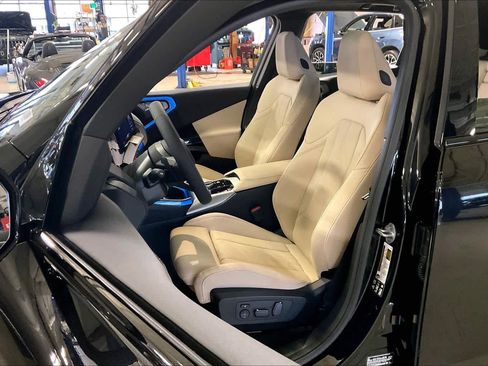 New 2026 BMW X3 xDrive30 w/ Premium Package AWD/4WD image 9