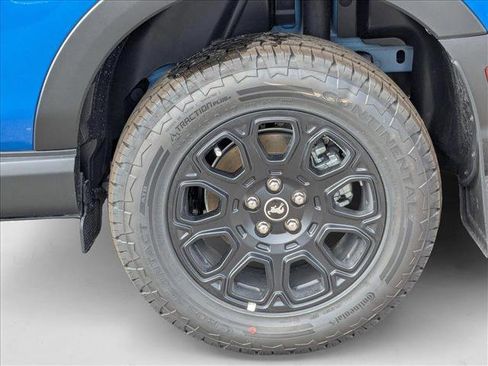 New 2025 Ford Bronco Sport Badlands image 9