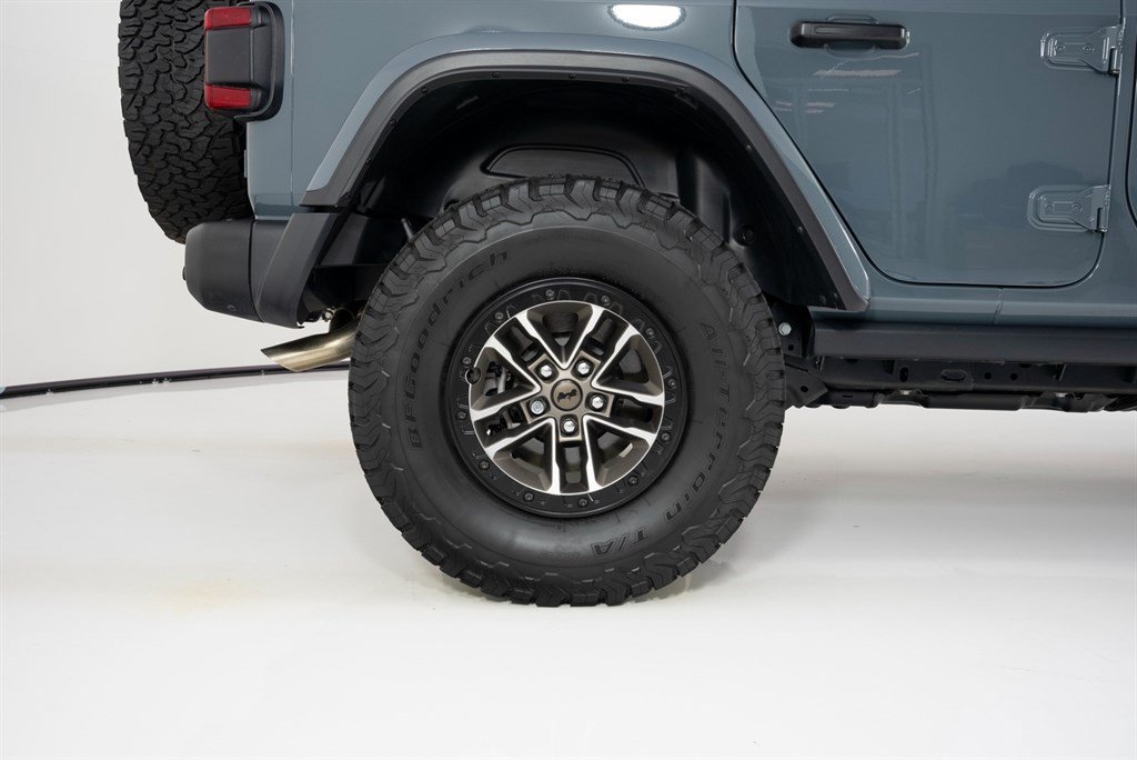 Used 2024 Jeep Wrangler Unlimited Rubicon 392 AWD/4WD image 9