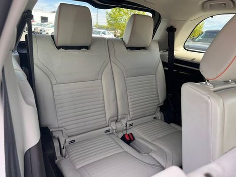 Used 2017 Land Rover Discovery HSE Luxury AWD/4WD image 33