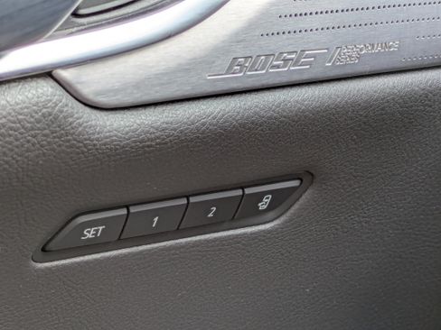 Certified 2023 Cadillac XT6 Premium Luxury FWD image 21