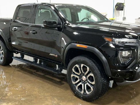 Used 2024 GMC Canyon AT4 w/ Canyon Safety Plus Package image 4