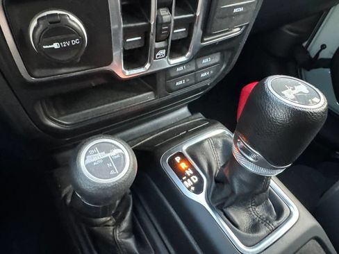Used 2023 Jeep Wrangler Unlimited w/ Cold Weather Group AWD/4WD image 21