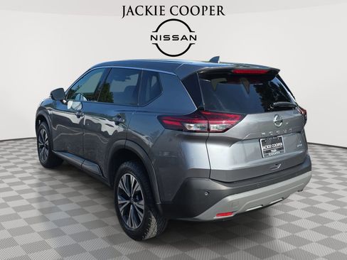 Used 2021 Nissan Rogue SV FWD image 7