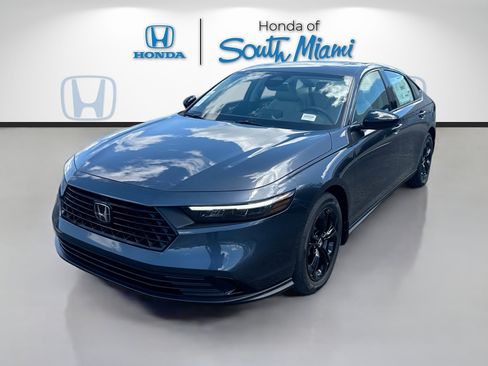 New 2025 Honda Accord SE image 3