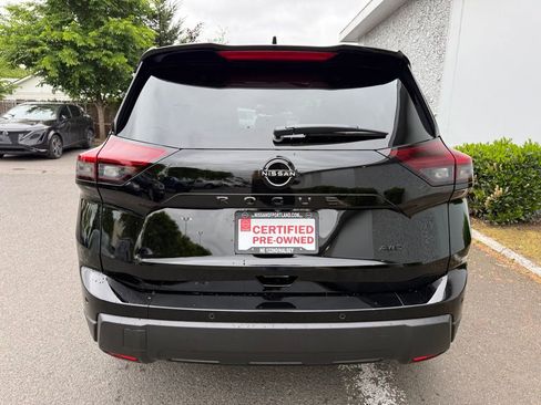 Certified 2026 Nissan Rogue SV AWD/4WD image 7