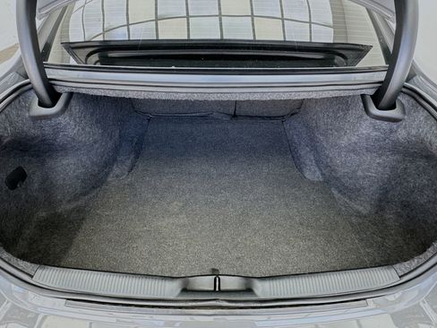 Used 2019 Dodge Charger SRT Hellcat w/ Harman/Kardon Audio Group image 17