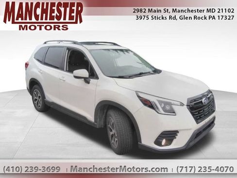 Used 2023 Subaru Forester Premium AWD/4WD image 1