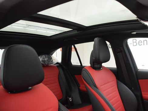 New 2026 Mercedes-Benz GLC 300 image 18