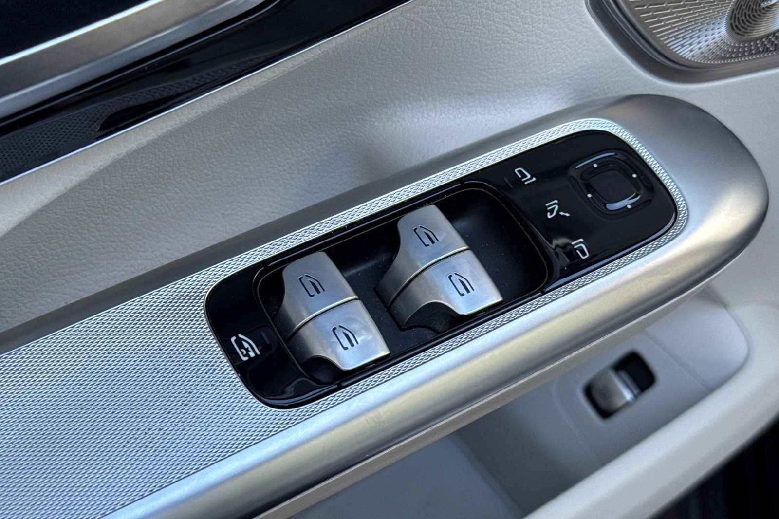 Certified 2023 Mercedes-Benz EQE 350+ 4MATIC SUV image 13