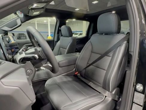 New 2026 Chevrolet Silverado EV LT AWD/4WD image 16