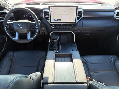 Used 2025 Toyota Sequoia Platinum image 12