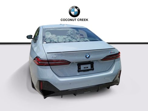 New 2026 BMW i5 M60 AWD/4WD image 3