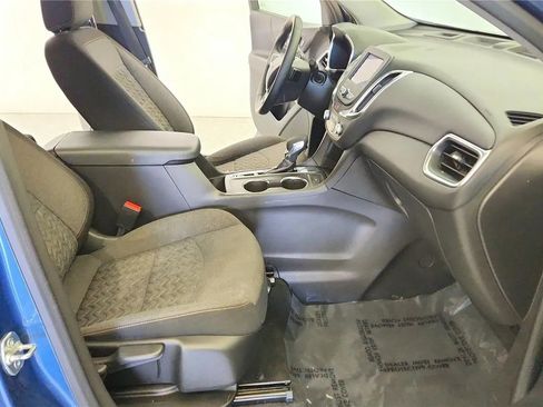 Used 2024 Chevrolet Equinox LT w/ LPO, Floor Liner Package FWD image 36
