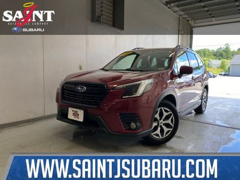 Certified 2023 Subaru Forester Premium AWD/4WD image 1