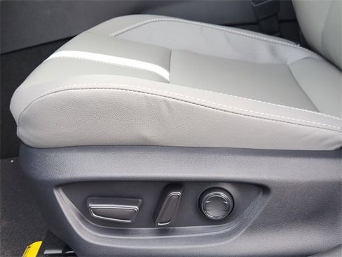 New 2026 Toyota Camry SE image 18