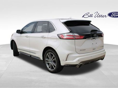 Used 2019 Ford Edge Titanium w/ Equipment Group 301A image 7