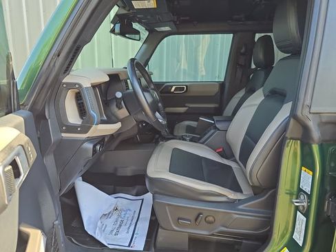 Used 2023 Ford Bronco Wildtrak AWD/4WD image 13