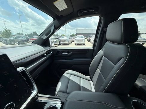 Certified 2025 GMC Yukon Elevation AWD/4WD image 20