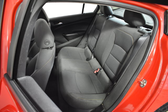 Used 2018 Chevrolet Cruze LS FWD image 20
