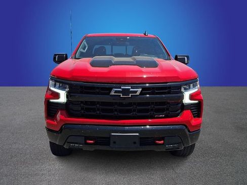 Used 2022 Chevrolet Silverado 1500 LT Trail Boss w/ LT Trail Boss Premium Package AWD/4WD image 2