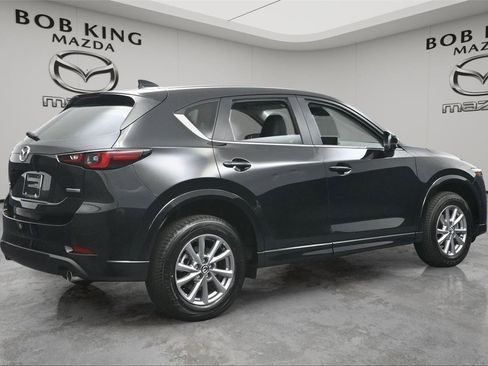 Used 2025 MAZDA CX-5 AWD 2.5 S w/ Select Package image 4